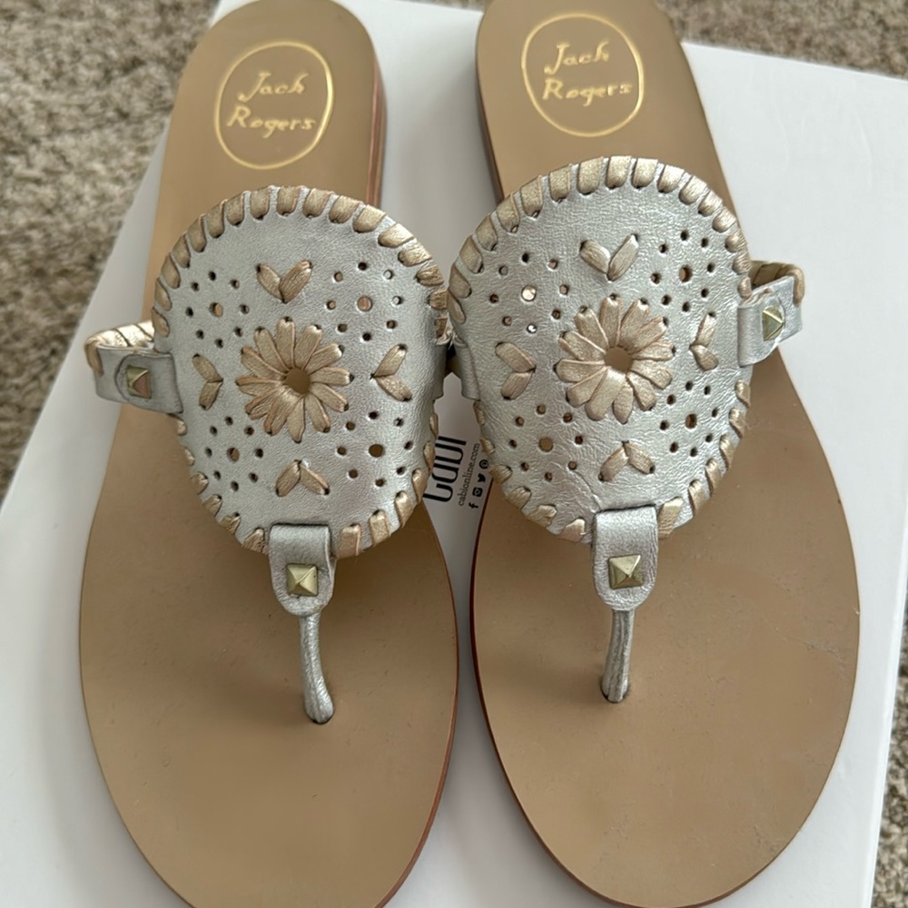 Jack Rogers leather flip flops l, size 9